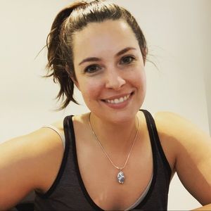 Meet your Posher, Alyson